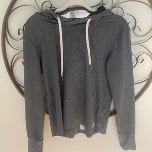 Women’s Vuori pullover hoodie